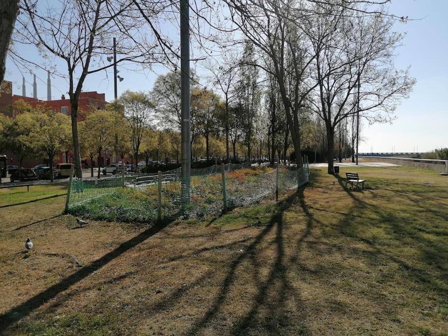 Piso Pl 2B, 20Min Plaza Cataluna Сан-Адриан-де-Бесос Экстерьер фото