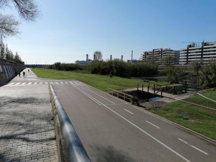 Piso Pl 2B, 20Min Plaza Cataluna Сан-Адриан-де-Бесос Экстерьер фото